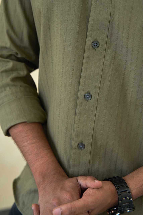 Graceful Green Chinese Collar Cotton Shirt