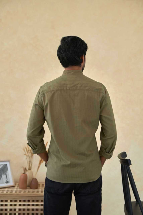 Graceful Green Chinese Collar Cotton Shirt