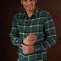 Long sleeve green checked flannel shirt for men