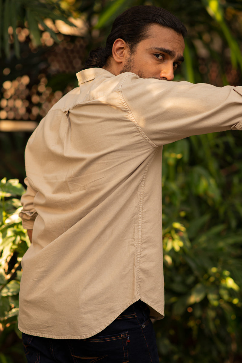 Mineral dyed oxford shirt.